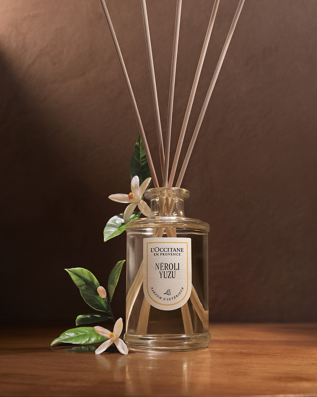 Difusor de Ambiente N&eacute;roli Yuzu 240mL + Varetas